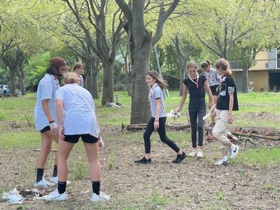 Ramassage de déchets pour les Pionniers/Caravelles à Trèbes