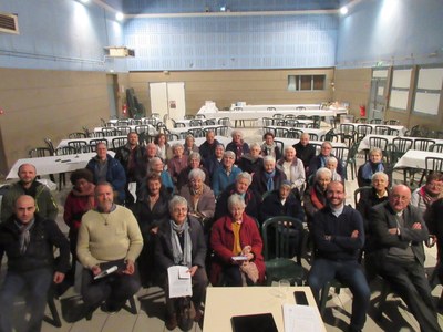 Le Père Carlos Caetano lors de sa conférence