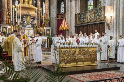messe chrismale 9 54456715832 o
